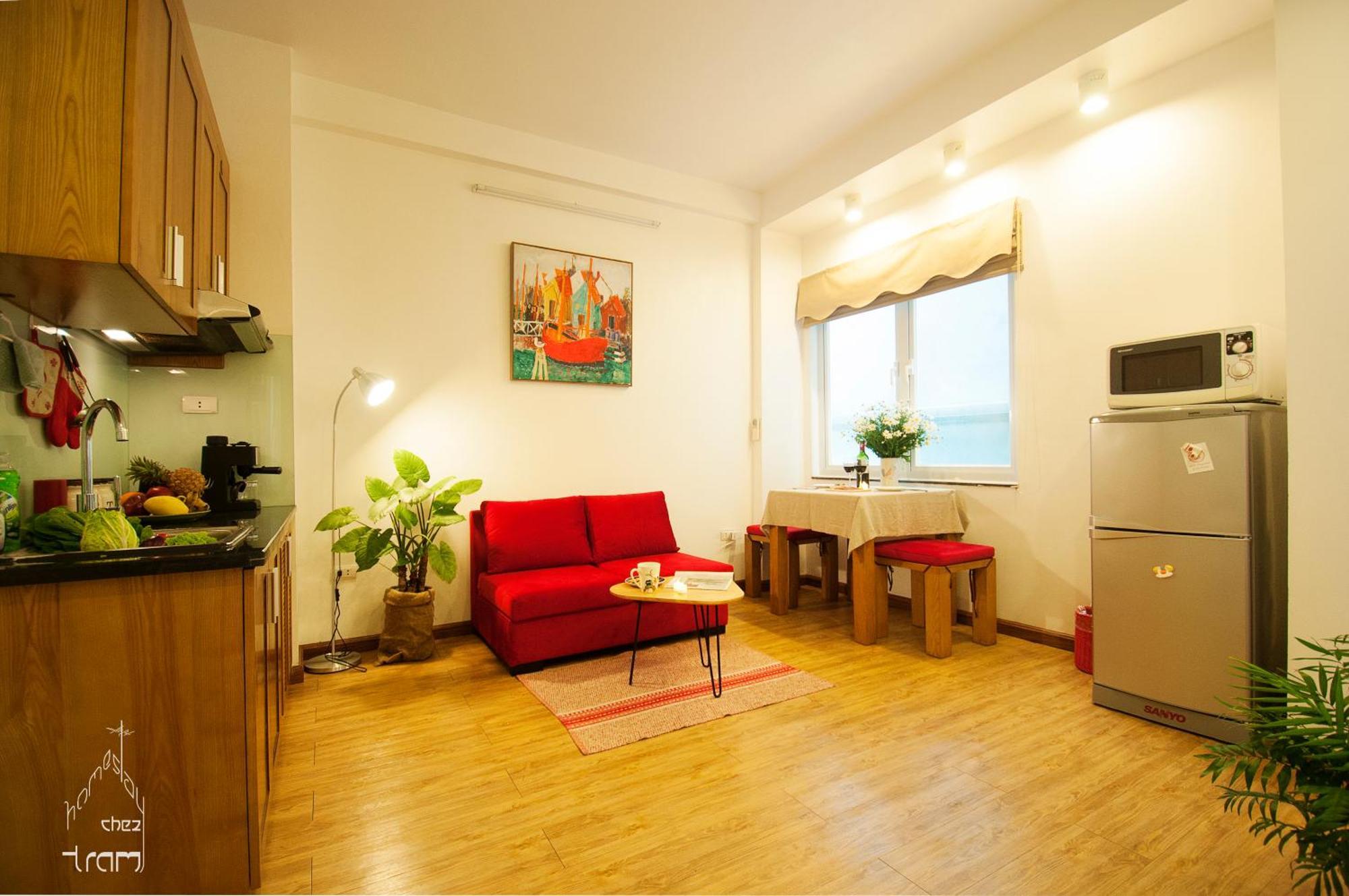 Chez Tram Homestay Ханой Екстериор снимка