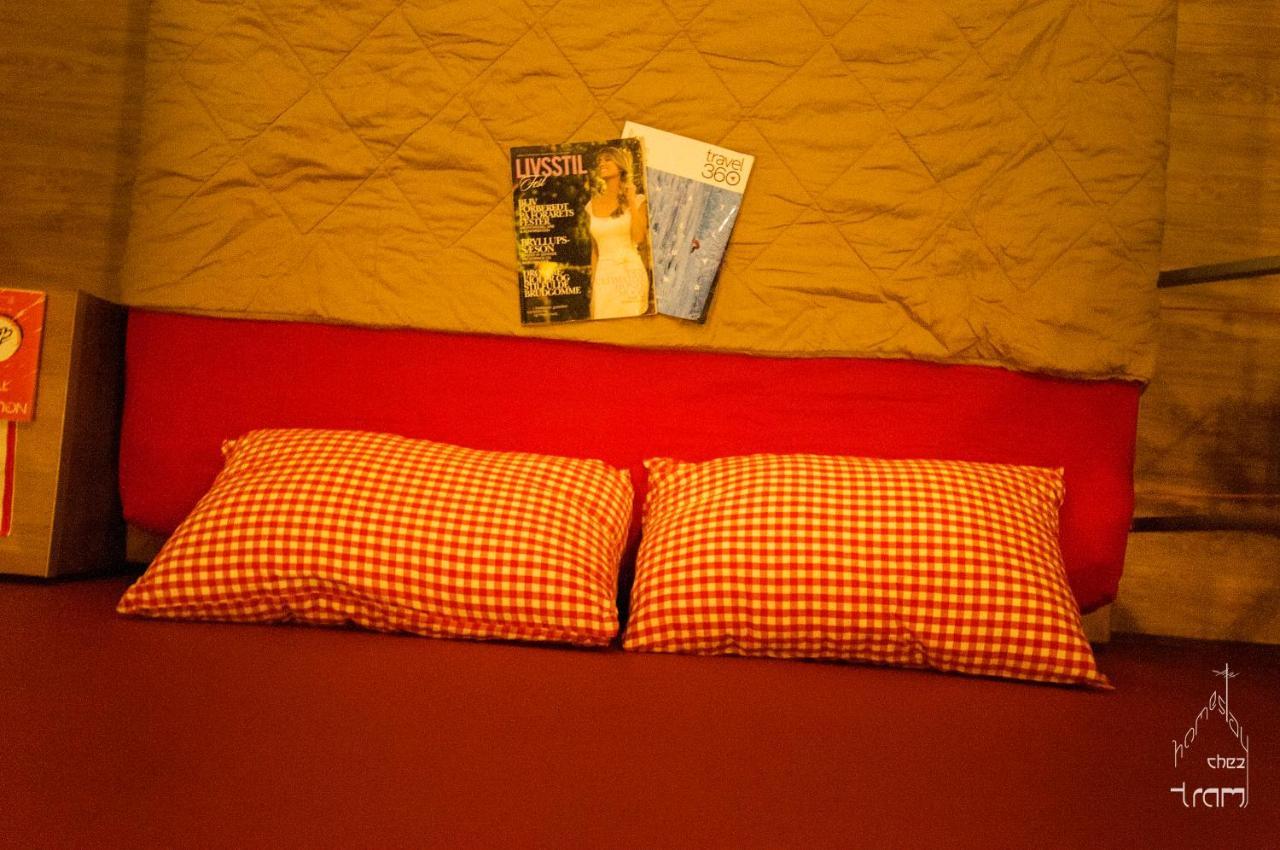 Chez Tram Homestay Ханой Екстериор снимка