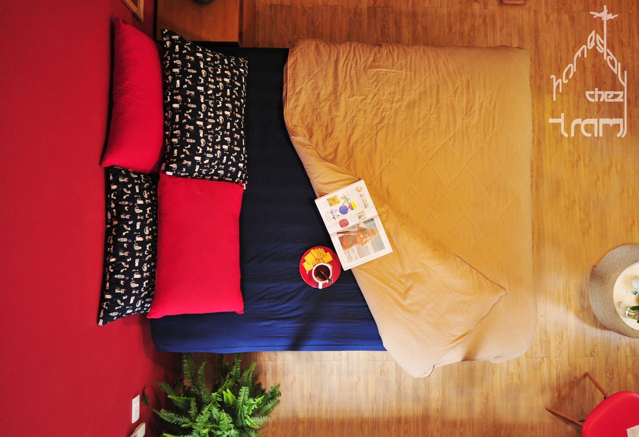 Chez Tram Homestay Ханой Екстериор снимка
